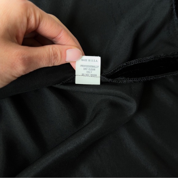 Vintage Hino & Malee 90’s Velvet Rayon Silk Draped Tunic Top Blouse Long Sleeve - Picture 11 of 13